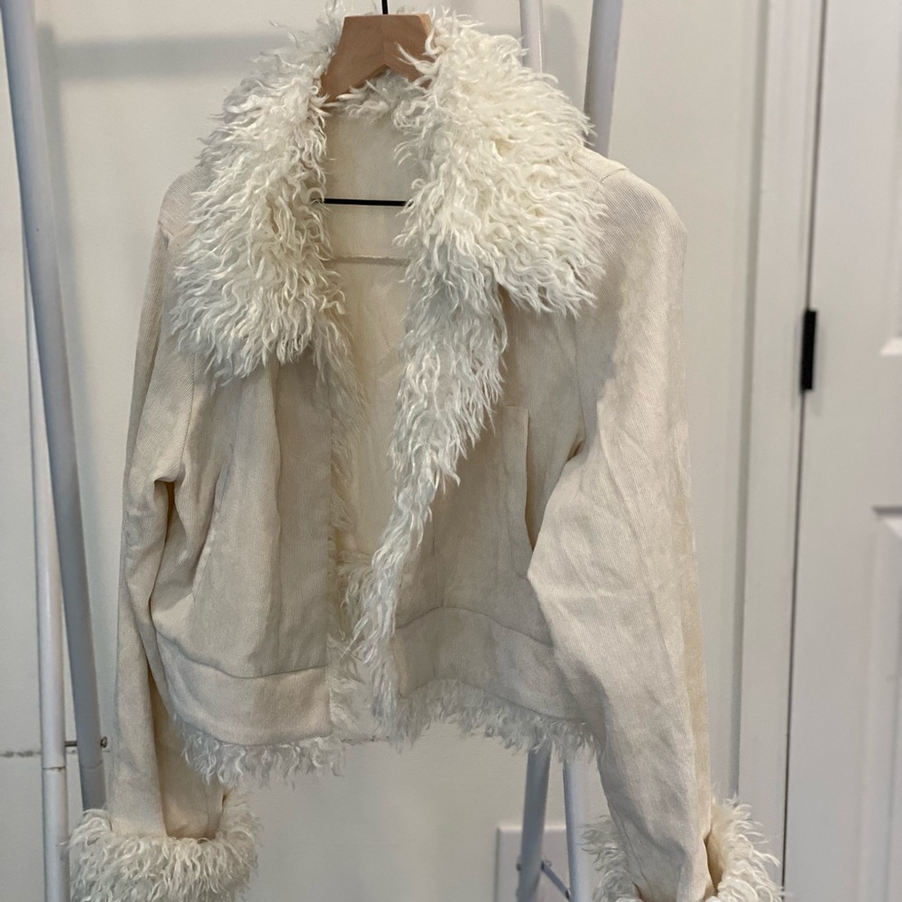 SHEIN Cream Teddy Jacket with Faux Fur Trim